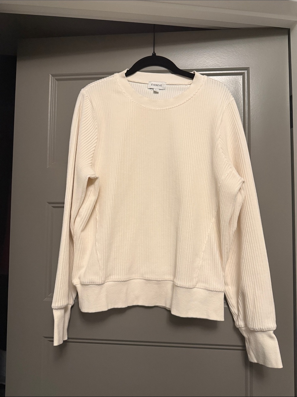 Evereve Cream Ribbed Crewneck Pullover